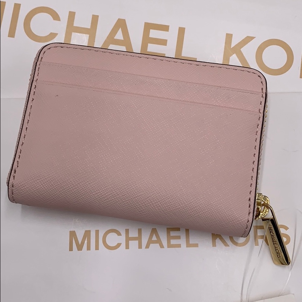 MICHAEL KORS JET SET TRAVEL MD ZA CARD CASE - Picture 2 of 16